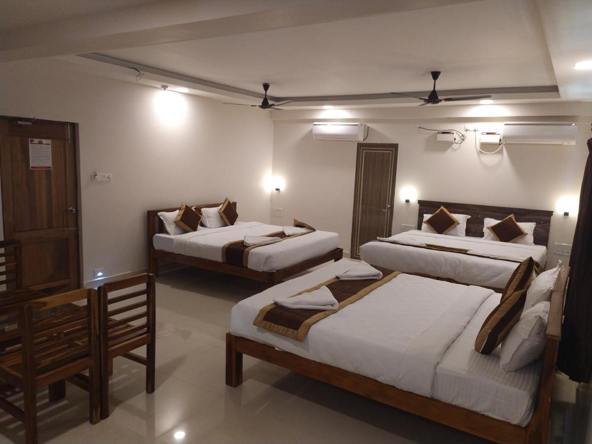 Hotel Rani And Rani Residency Puduccseri Kültér fotó