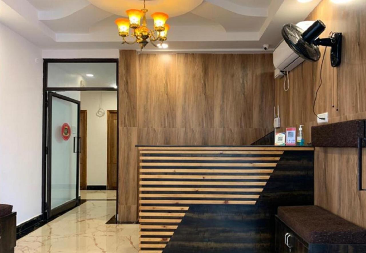 Hotel Rani And Rani Residency Puduccseri Kültér fotó